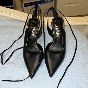 Deltan Black Heels